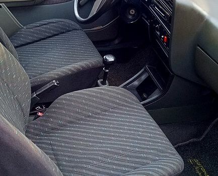 Красный Опель Аскона, объемом двигателя 1.8 л и пробегом 176 тыс. км за 1950 $, фото 5 на Automoto.ua
