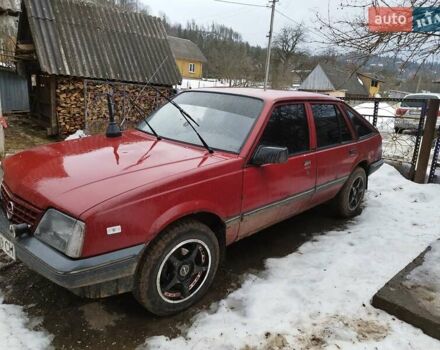 Красный Опель Аскона, объемом двигателя 1.6 л и пробегом 500 тыс. км за 800 $, фото 7 на Automoto.ua