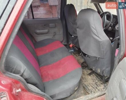 Красный Опель Аскона, объемом двигателя 1.6 л и пробегом 500 тыс. км за 800 $, фото 9 на Automoto.ua