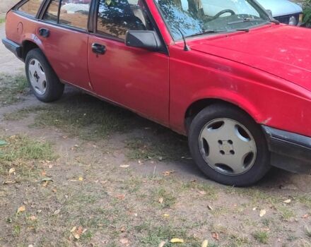 Красный Опель Аскона, объемом двигателя 2 л и пробегом 30 тыс. км за 691 $, фото 3 на Automoto.ua