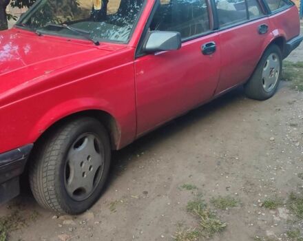 Красный Опель Аскона, объемом двигателя 2 л и пробегом 30 тыс. км за 691 $, фото 2 на Automoto.ua