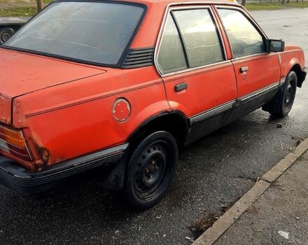 Красный Опель Аскона, объемом двигателя 1.3 л и пробегом 230 тыс. км за 650 $, фото 3 на Automoto.ua