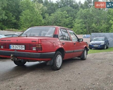 Красный Опель Аскона, объемом двигателя 1.6 л и пробегом 200 тыс. км за 1200 $, фото 1 на Automoto.ua