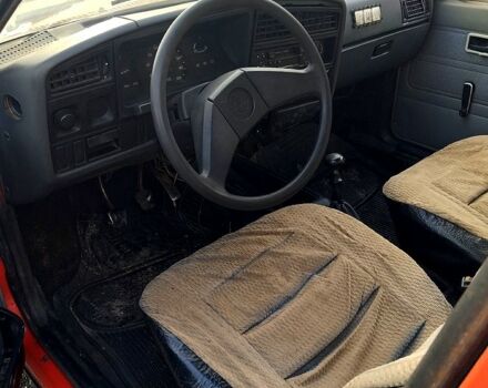 Красный Опель Аскона, объемом двигателя 1.3 л и пробегом 230 тыс. км за 650 $, фото 7 на Automoto.ua