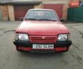 Опель Аскона 1986 в Хмельницком на Automoto.ua Красный Опель Аскона, объемом двигателя 2 л и пробегом 270 тыс. км за 1300 $, фото 1 на Automoto.ua
