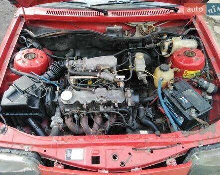 Опель Аскона 1986 в Хмельницком на Automoto.ua Красный Опель Аскона, объемом двигателя 2 л и пробегом 270 тыс. км за 1300 $, фото 5 на Automoto.ua