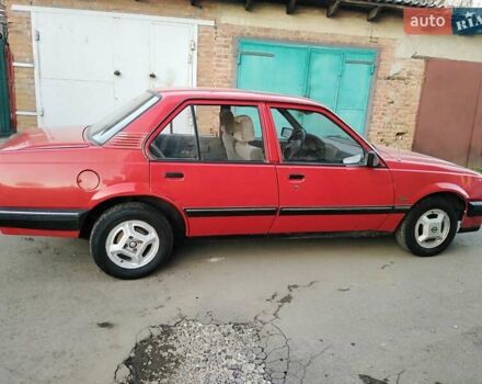 Опель Аскона 1986 в Хмельницком на Automoto.ua Красный Опель Аскона, объемом двигателя 2 л и пробегом 270 тыс. км за 1300 $, фото 4 на Automoto.ua