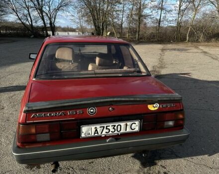 Красный Опель Аскона, объемом двигателя 1.6 л и пробегом 3 тыс. км за 710 $, фото 3 на Automoto.ua