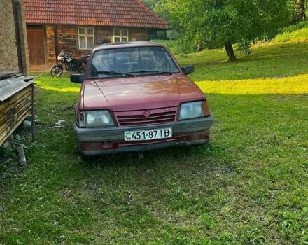 Красный Опель Аскона, объемом двигателя 0 л и пробегом 100 тыс. км за 500 $, фото 3 на Automoto.ua