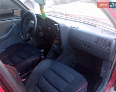 Красный Опель Аскона, объемом двигателя 1.6 л и пробегом 200 тыс. км за 750 $, фото 5 на Automoto.ua