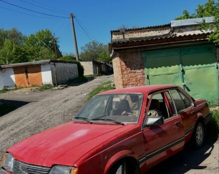 Красный Опель Аскона, объемом двигателя 1.3 л и пробегом 64 тыс. км за 1400 $, фото 1 на Automoto.ua