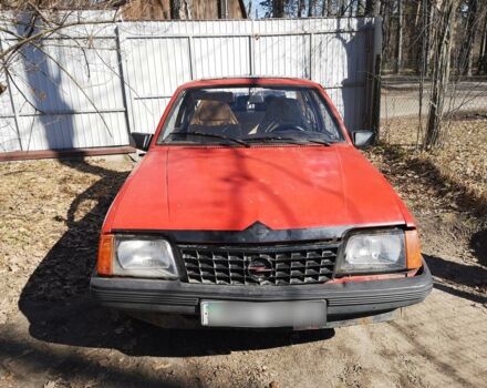Красный Опель Аскона, объемом двигателя 1.6 л и пробегом 327 тыс. км за 1250 $, фото 1 на Automoto.ua