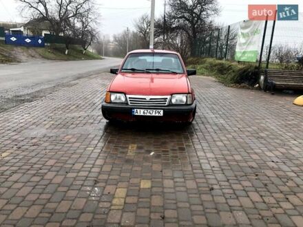 Опель Аскона 1986 в Тетиеве на Automoto.ua Красный Опель Аскона, объемом двигателя 2 л и пробегом 500 тыс. км за 820 $, фото 1 на Automoto.ua