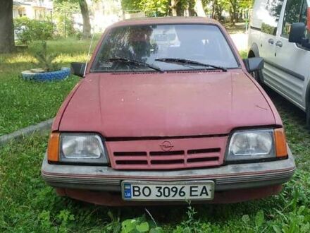 Опель Аскона 1986 в Тернополе на Automoto.ua Красный Опель Аскона, объемом двигателя 1.6 л и пробегом 50 тыс. км за 800 $, фото 1 на Automoto.ua