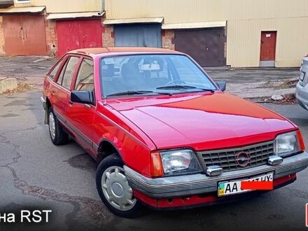 Опель Аскона 1986 в Киеве на Automoto.ua Красный Опель Аскона, объемом двигателя 1.8 л и пробегом 176 тыс. км за 1950 $, фото 1 на Automoto.ua