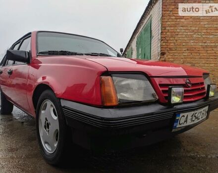 Опель Аскона 1988 в Маньковка на Automoto.ua Красный Опель Аскона, объемом двигателя 2 л и пробегом 400 тыс. км за 1400 $, фото 1 на Automoto.ua