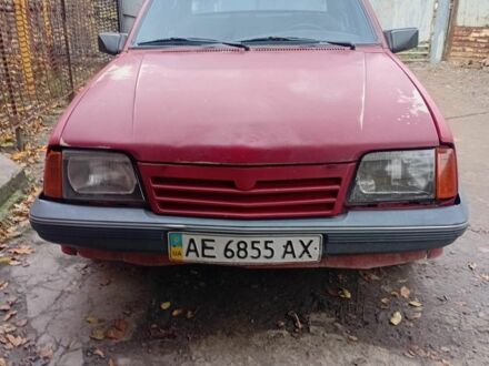 Красный Опель Аскона, объемом двигателя 0 л и пробегом 400 тыс. км за 600 $, фото 1 на Automoto.ua