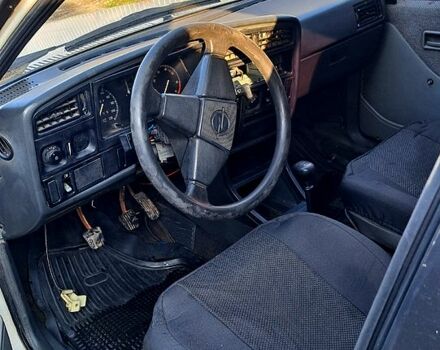 Опель Аскона, объемом двигателя 1.6 л и пробегом 250 тыс. км за 1100 $, фото 3 на Automoto.ua