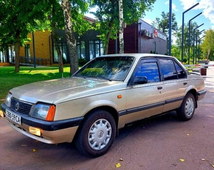 Опель Аскона, объемом двигателя 1.3 л и пробегом 377 тыс. км за 900 $, фото 4 на Automoto.ua