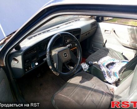 Опель Аскона, объемом двигателя 1.6 л и пробегом 0 тыс. км за 400 $, фото 2 на Automoto.ua