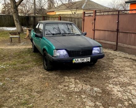 Опель Аскона, объемом двигателя 18 л и пробегом 300 тыс. км за 360 $, фото 1 на Automoto.ua