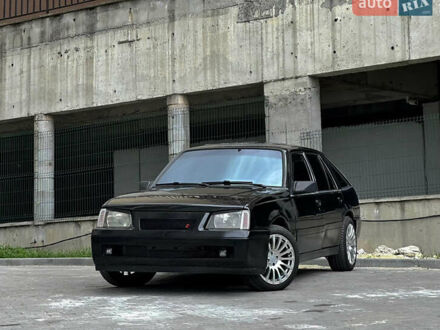 Опель Аскона 1982 у Львові на Automoto.ua Опель Аскона, об'ємом двигуна 2 л та пробігом 350 тис. км за 3000 $, фото 1 на Automoto.ua