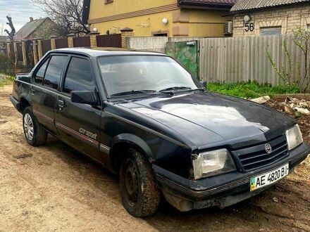 Опель Аскона 1998 у Запоріжжя на Automoto.ua Опель Аскона, об'ємом двигуна 18 л та пробігом 100 тис. км за 410 $, фото 1 на Automoto.ua