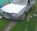 Серый Опель Аскона, объемом двигателя 1 л и пробегом 40 тыс. км за 312 $, фото 1 на Automoto.ua