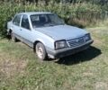 Сірий Опель Аскона, об'ємом двигуна 0 л та пробігом 340 тис. км за 500 $, фото 1 на Automoto.ua