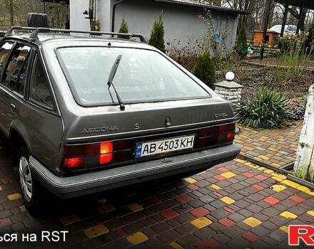 Сірий Опель Аскона, об'ємом двигуна 1.6 л та пробігом 369 тис. км за 800 $, фото 7 на Automoto.ua