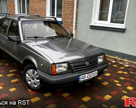 Сірий Опель Аскона, об'ємом двигуна 1.6 л та пробігом 369 тис. км за 800 $, фото 8 на Automoto.ua