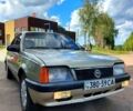 Серый Опель Аскона, объемом двигателя 1.3 л и пробегом 377 тыс. км за 900 $, фото 1 на Automoto.ua