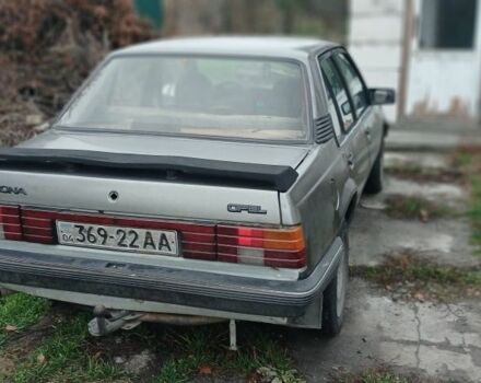 Серый Опель Аскона, объемом двигателя 1.6 л и пробегом 86 тыс. км за 832 $, фото 3 на Automoto.ua