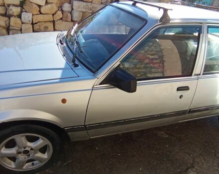 Сірий Опель Аскона, об'ємом двигуна 1.6 л та пробігом 250 тис. км за 800 $, фото 5 на Automoto.ua