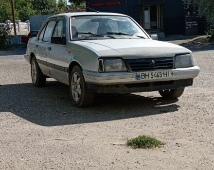 Сірий Опель Аскона, об'ємом двигуна 1.6 л та пробігом 250 тис. км за 800 $, фото 2 на Automoto.ua