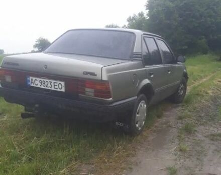 Серый Опель Аскона, объемом двигателя 1.6 л и пробегом 1 тыс. км за 900 $, фото 4 на Automoto.ua