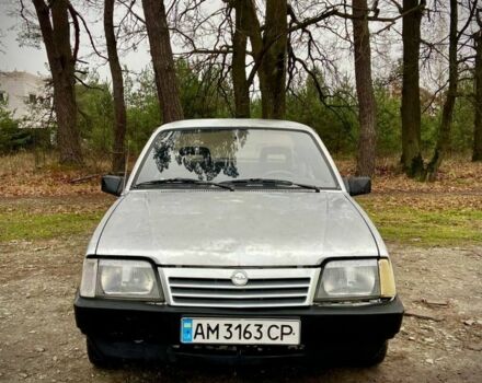 Сірий Опель Аскона, об'ємом двигуна 1.6 л та пробігом 225 тис. км за 700 $, фото 1 на Automoto.ua