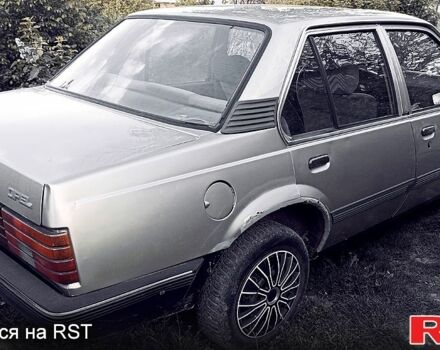 Серый Опель Аскона, объемом двигателя 1.6 л и пробегом 293 тыс. км за 800 $, фото 5 на Automoto.ua