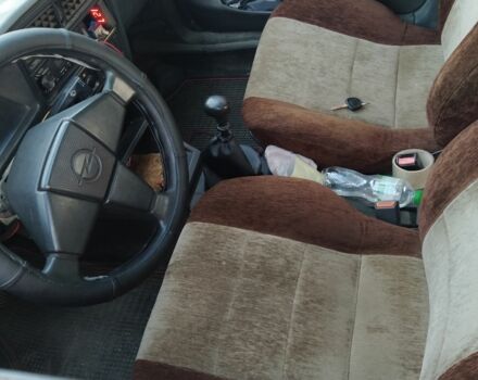 Серый Опель Аскона, объемом двигателя 1.6 л и пробегом 300 тыс. км за 850 $, фото 5 на Automoto.ua