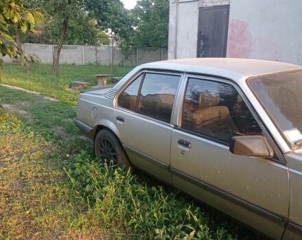 Серый Опель Аскона, объемом двигателя 0 л и пробегом 25 тыс. км за 550 $, фото 4 на Automoto.ua