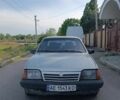Сірий Опель Аскона, об'ємом двигуна 1.6 л та пробігом 208 тис. км за 501 $, фото 1 на Automoto.ua