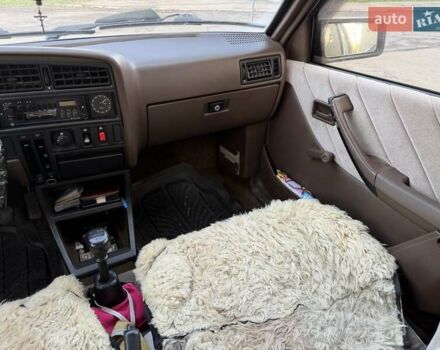 Сірий Опель Аскона, об'ємом двигуна 1.59 л та пробігом 100 тис. км за 2300 $, фото 24 на Automoto.ua