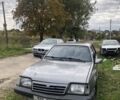 Сірий Опель Аскона, об'ємом двигуна 2 л та пробігом 250 тис. км за 450 $, фото 1 на Automoto.ua