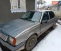 Серый Опель Аскона, объемом двигателя 1.6 л и пробегом 150 тыс. км за 700 $, фото 5 на Automoto.ua