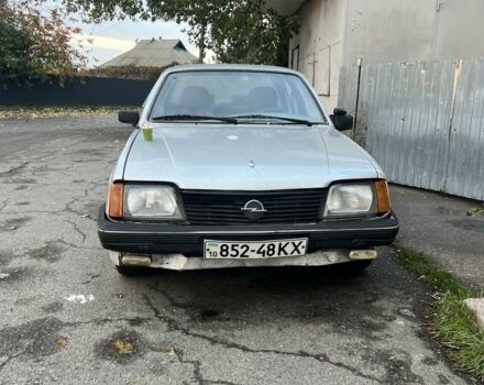 Опель Аскона 1985 в Броварах на Automoto.ua Серый Опель Аскона, объемом двигателя 1.6 л и пробегом 3 тыс. км за 645 $, фото 2 на Automoto.ua