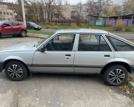 Серый Опель Аскона, объемом двигателя 1.6 л и пробегом 198 тыс. км за 660 $, фото 8 на Automoto.ua