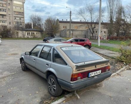 Серый Опель Аскона, объемом двигателя 1.6 л и пробегом 198 тыс. км за 660 $, фото 2 на Automoto.ua