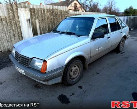 Сірий Опель Аскона, об'ємом двигуна 1.6 л та пробігом 200 тис. км за 650 $, фото 1 на Automoto.ua