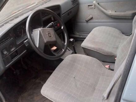 Опель Аскона 1985 у Дніпро (Дніпропетровську) на Automoto.ua Сірий Опель Аскона, об'ємом двигуна 1.6 л та пробігом 80 тис. км за 700 $, фото 1 на Automoto.ua