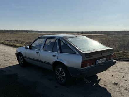 Сірий Опель Аскона, об'ємом двигуна 1.6 л та пробігом 139 тис. км за 500 $, фото 1 на Automoto.ua